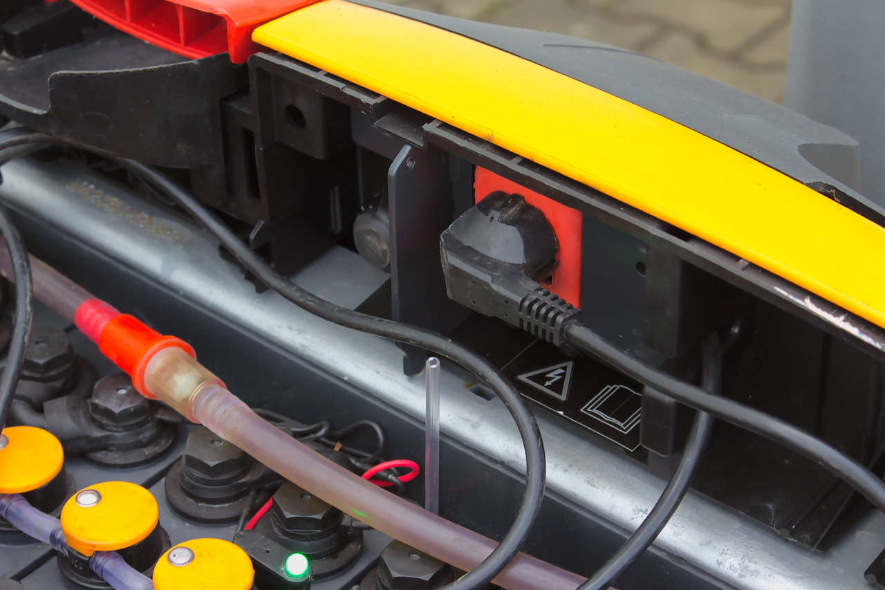 משאית משטחים STILL EXU16 - 1600kg - Bj.2020 - Elektro Hubwagen - nur 805h: תמונה 19