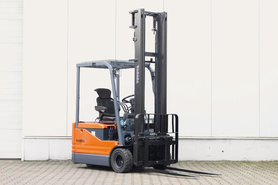 TOYOTA 5FBE15 - 1400kg - 4,5m UVV NEU - מלגזה חשמלית: תמונה 1 TOYOTA 5FBE15 - 1400kg - 4,5m UVV NEU - מלגזה חשמלית: תמונה 1