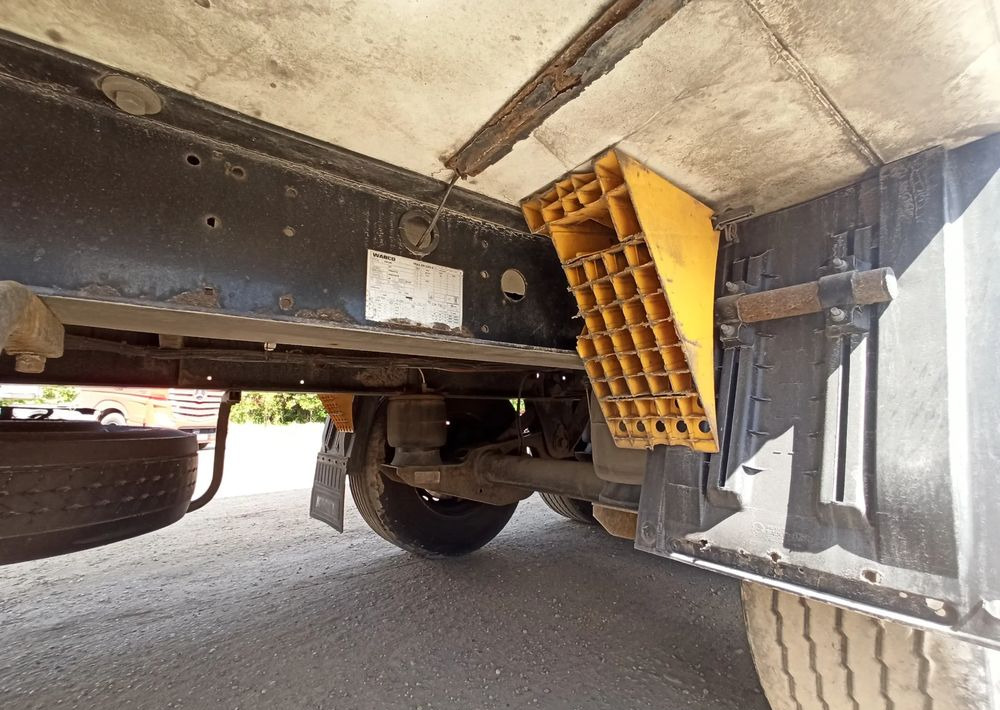 סמיטריילר עם קירור Krone SD: תמונה 8