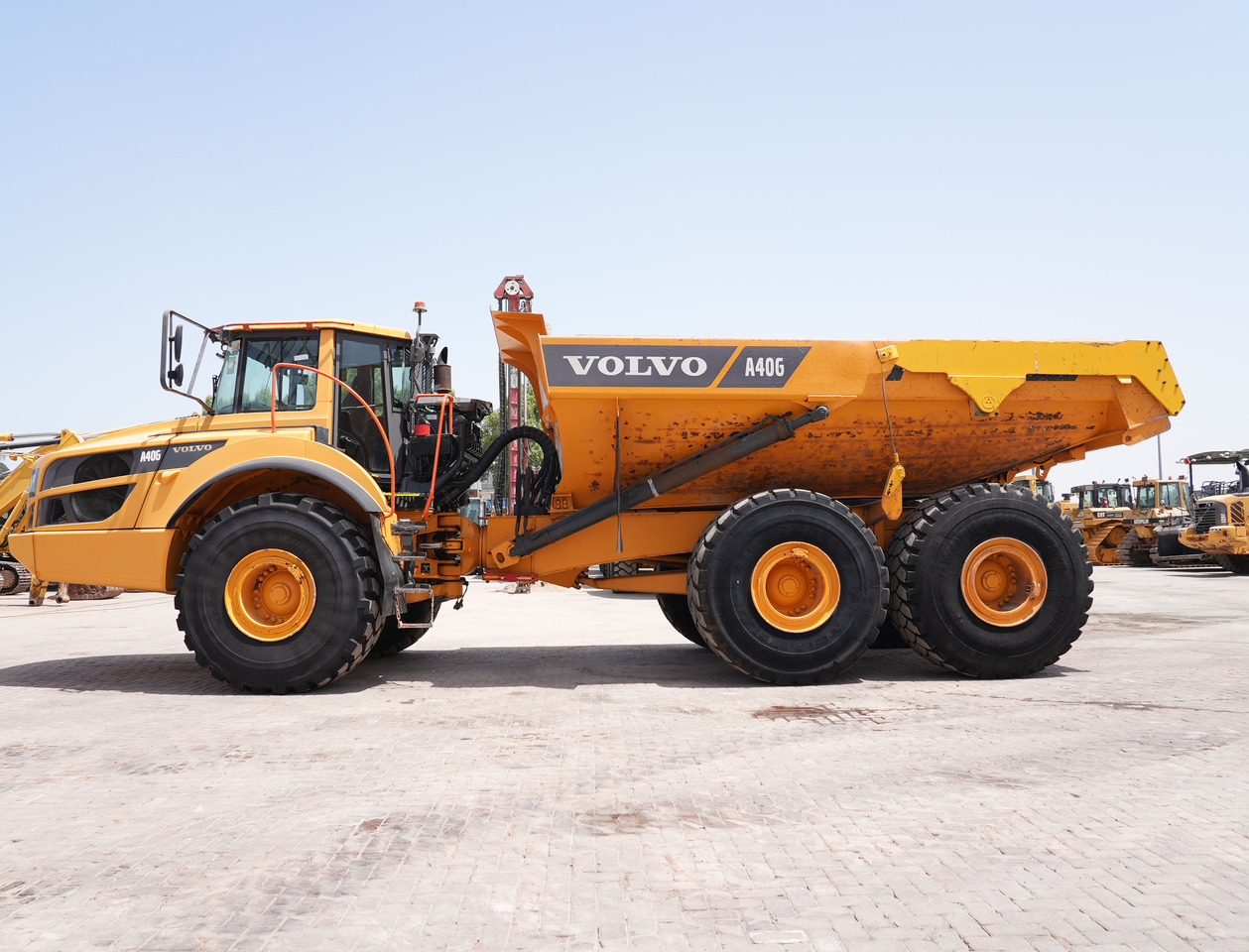 VOLVO A40G - מסיר פסולת מפרקי: תמונה 5 VOLVO A40G - מסיר פסולת מפרקי: תמונה 5