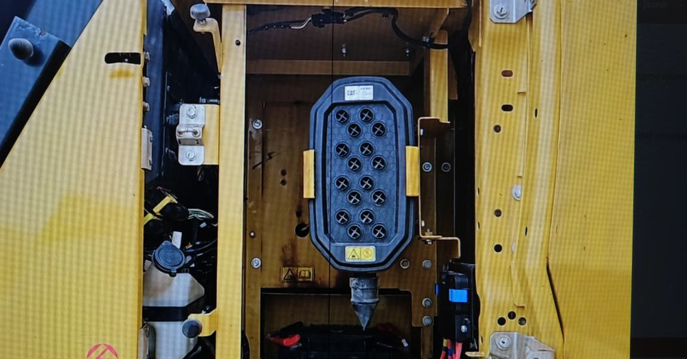 Caterpillar cat 320 - מחפר סורק: תמונה 4 Caterpillar cat 320 - מחפר סורק: תמונה 4