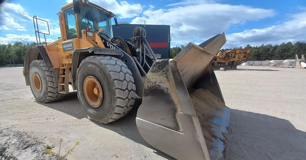 Volvo L150E - מעמיס גלגלים: תמונה 1 Volvo L150E - מעמיס גלגלים: תמונה 1