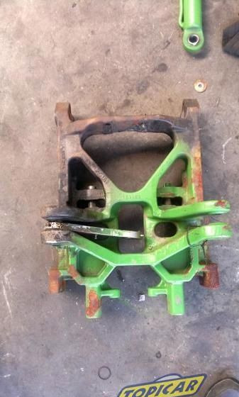 JOHN DEERE WÓZEK ŁAWA PRZÓD Support L155254 - מתלה עבור מכונה חקלאית: תמונה 4 JOHN DEERE WÓZEK ŁAWA PRZÓD Support L155254 - מתלה עבור מכונה חקלאית: תמונה 4