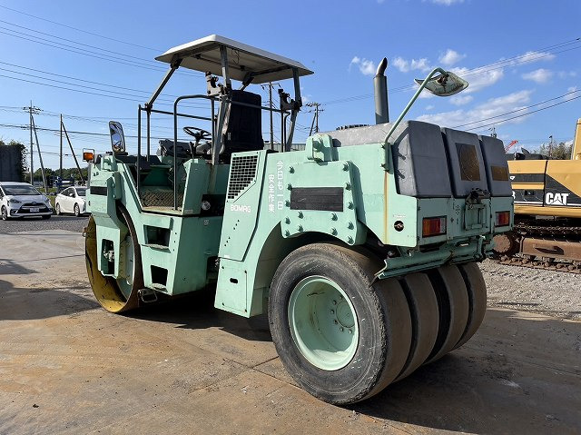BOMAG BW144AC-2 - מכבש משולב: תמונה 3 BOMAG BW144AC-2 - מכבש משולב: תמונה 3