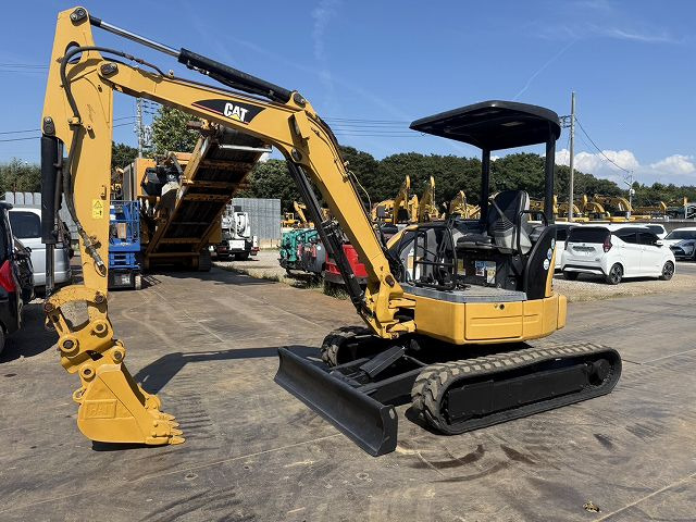 CAT 303.5CCR - מיני מחפר: תמונה 1 CAT 303.5CCR - מיני מחפר: תמונה 1