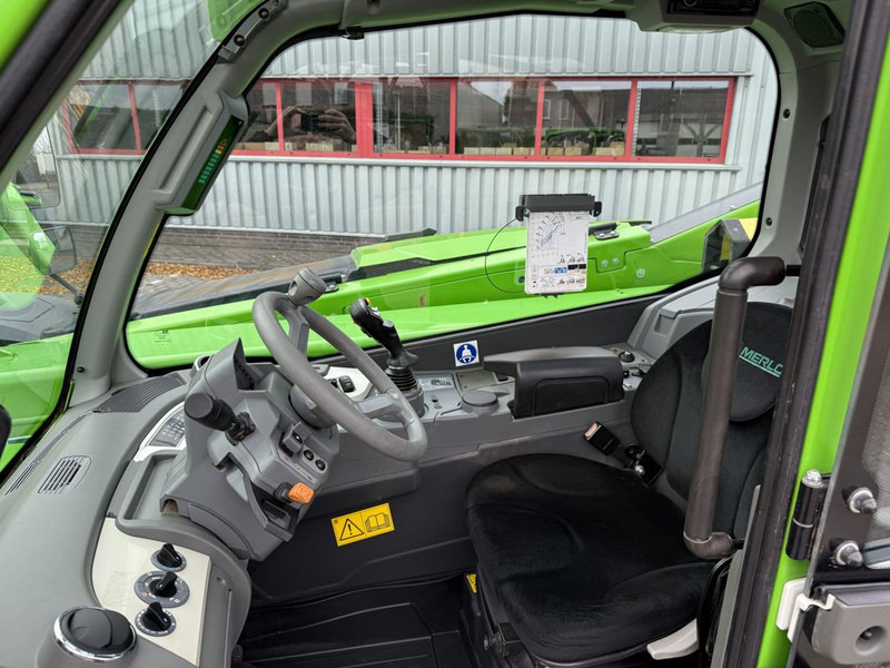 Merlo TF35.7-140 Telehandler - מפעיל טלסקופי: תמונה 5 Merlo TF35.7-140 Telehandler - מפעיל טלסקופי: תמונה 5