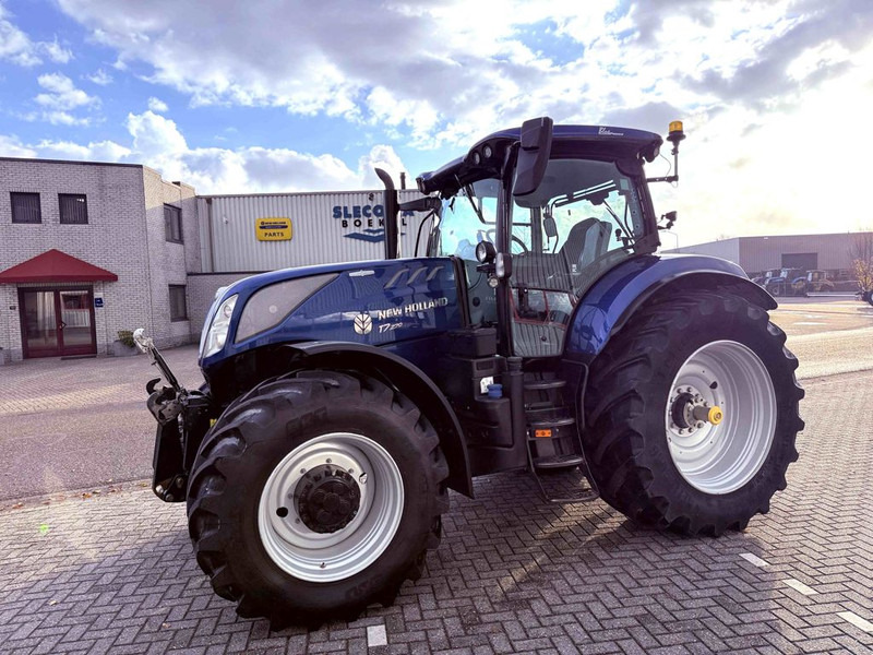 New Holland T7.270 AC Stage V Blue Power - טרקטור חקלאי: תמונה 2 New Holland T7.270 AC Stage V Blue Power - טרקטור חקלאי: תמונה 2