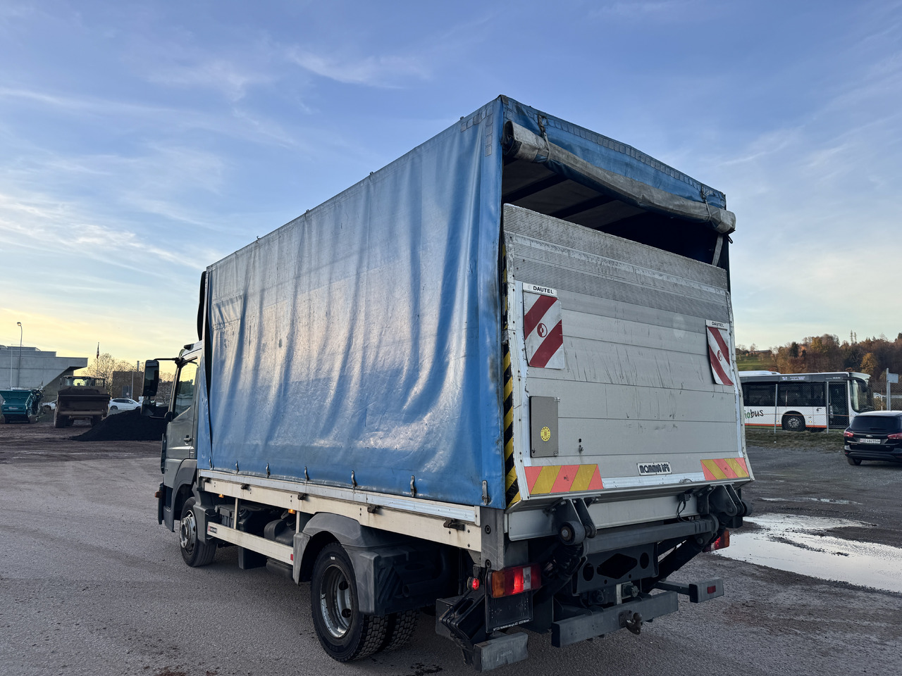 MERCEDES-BENZ Atego 818 - משאית וילונות צד: תמונה 3 MERCEDES-BENZ Atego 818 - משאית וילונות צד: תמונה 3