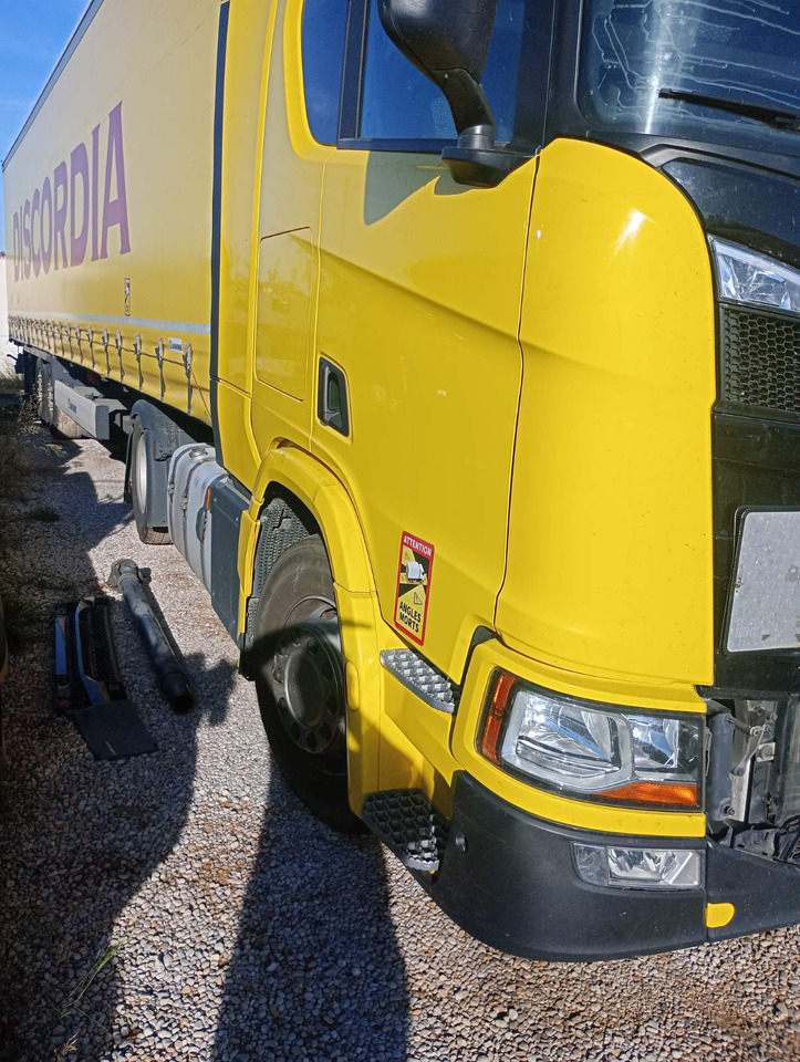 SCANIA R460 SUPER, Location: Villareal, Spain - יחידת טרקטור: תמונה 2 SCANIA R460 SUPER, Location: Villareal, Spain - יחידת טרקטור: תמונה 2