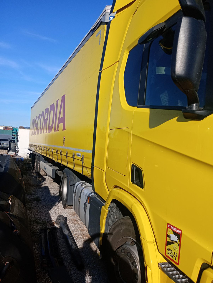 SCANIA R460 SUPER, Location: Villareal, Spain - יחידת טרקטור: תמונה 3 SCANIA R460 SUPER, Location: Villareal, Spain - יחידת טרקטור: תמונה 3