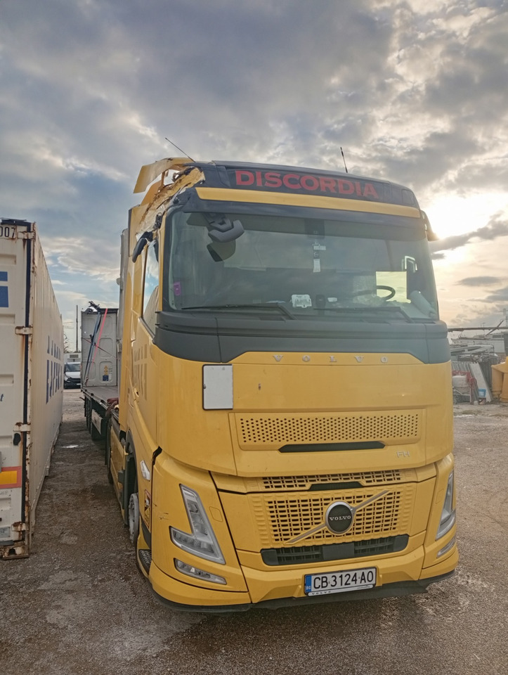 VOLVO FH 460 Aero, Damaged, Located in Bari,Italy - יחידת טרקטור: תמונה 3 VOLVO FH 460 Aero, Damaged, Located in Bari,Italy - יחידת טרקטור: תמונה 3