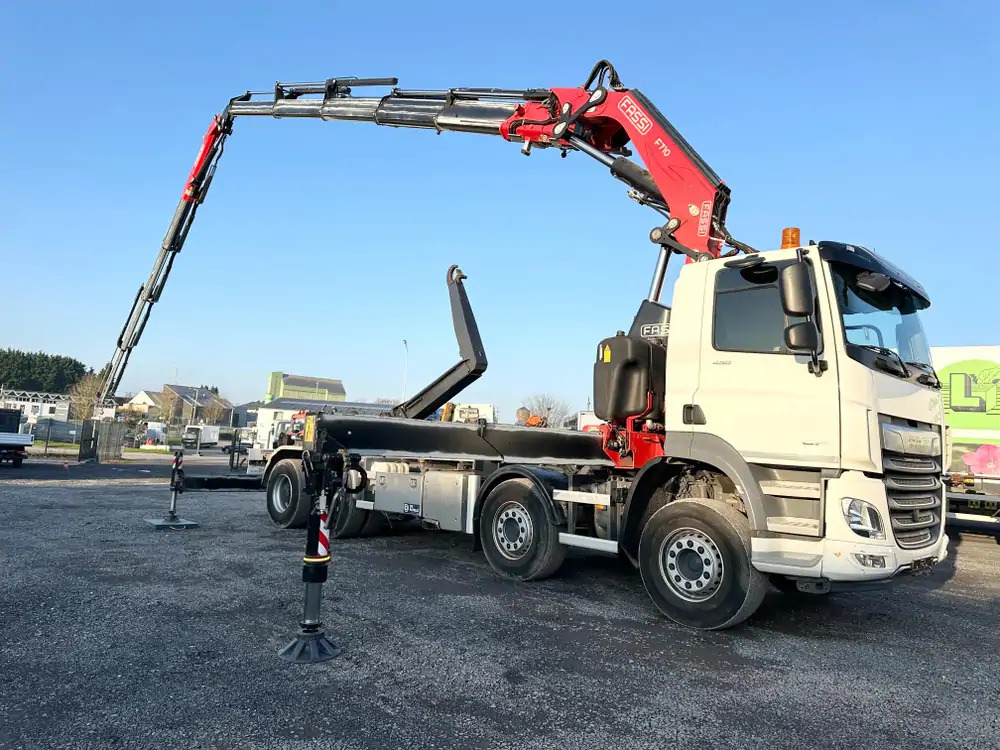 DAF CF 480 FAD *71 TM CRANE*175 working hours*Fly-Jib*Hook lift TAM - משאית הרמת וו, משאית מנוף: תמונה 2 DAF CF 480 FAD *71 TM CRANE*175 working hours*Fly-Jib*Hook lift TAM - משאית הרמת וו, משאית מנוף: תמונה 2