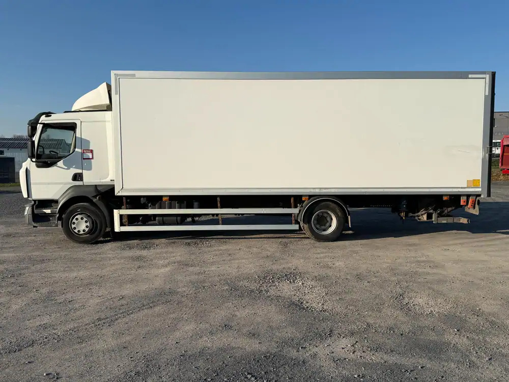 Renault D14 250 *D14 250 cv* - משאית תיבה: תמונה 5 Renault D14 250 *D14 250 cv* - משאית תיבה: תמונה 5