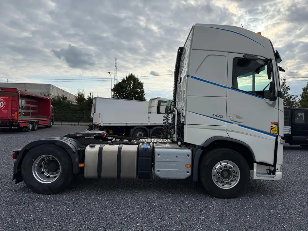 Volvo FH 500 Globetrotter Jantes alcoa*Hydraulique*Euro6 - יחידת טרקטור: תמונה 3 Volvo FH 500 Globetrotter Jantes alcoa*Hydraulique*Euro6 - יחידת טרקטור: תמונה 3