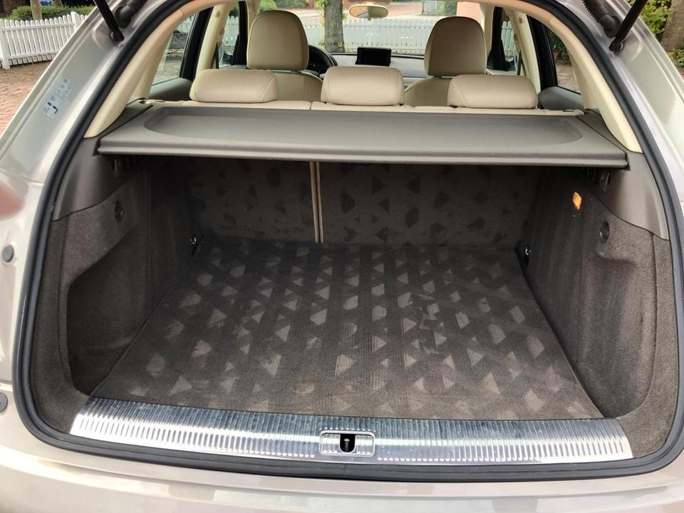 Audi Q3 TFSI + quattro + Autom. + ANK. + TÜV - מכונית: תמונה 5 Audi Q3 TFSI + quattro + Autom. + ANK. + TÜV - מכונית: תמונה 5