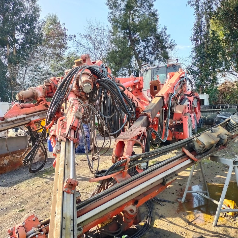 Sandvik DT1131-SC DT1230i - מכונת כרייה: תמונה 4 Sandvik DT1131-SC DT1230i - מכונת כרייה: תמונה 4