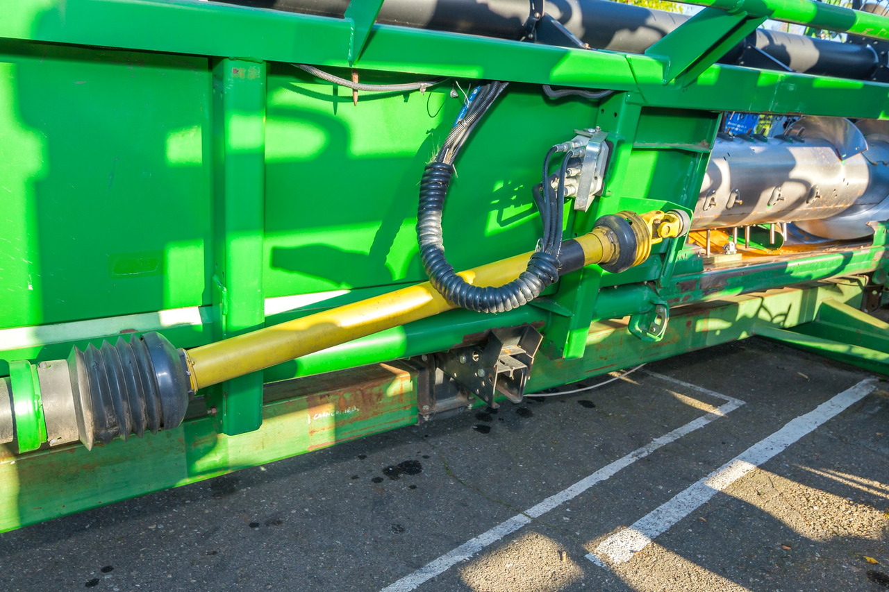 JOHN DEERE 635 R - 10,7 M - 2013 ROK - ראש תבואה: תמונה 3 JOHN DEERE 635 R - 10,7 M - 2013 ROK - ראש תבואה: תמונה 3