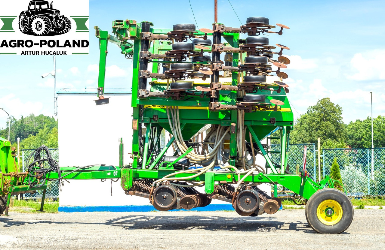JOHN DEERE 750 A - 6 M - 2008 ROK - מקדחת זרעים: תמונה 5 JOHN DEERE 750 A - 6 M - 2008 ROK - מקדחת זרעים: תמונה 5