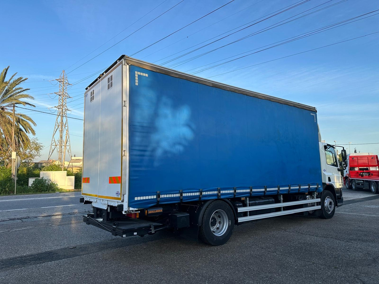 DAF CF 75.310 - משאית וילונות צד: תמונה 4 DAF CF 75.310 - משאית וילונות צד: תמונה 4