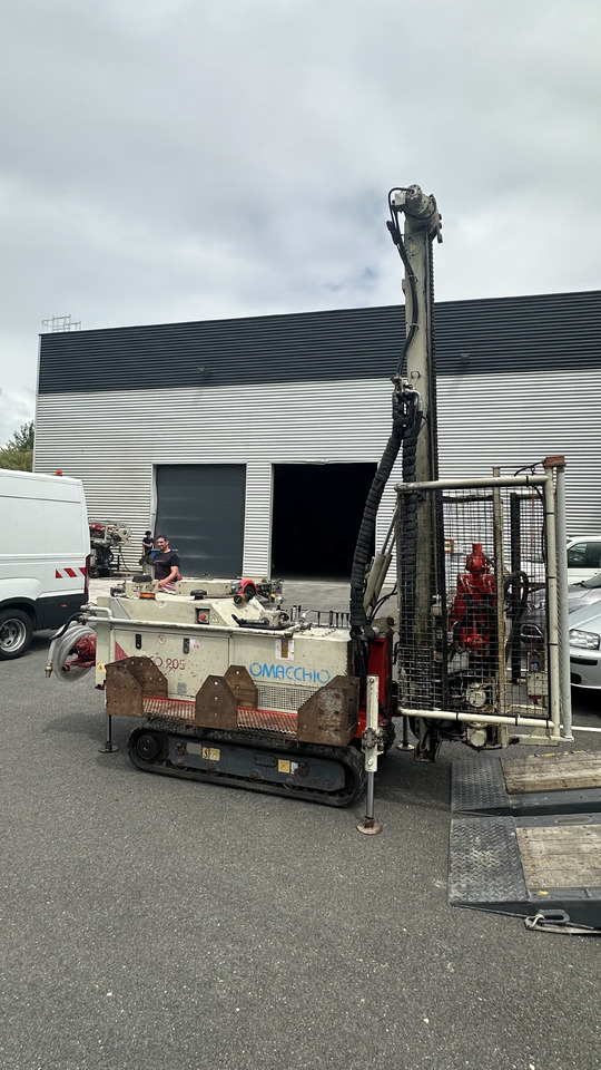 Comacchio GEO 205 - אסדת קידוח: תמונה 3 Comacchio GEO 205 - אסדת קידוח: תמונה 3