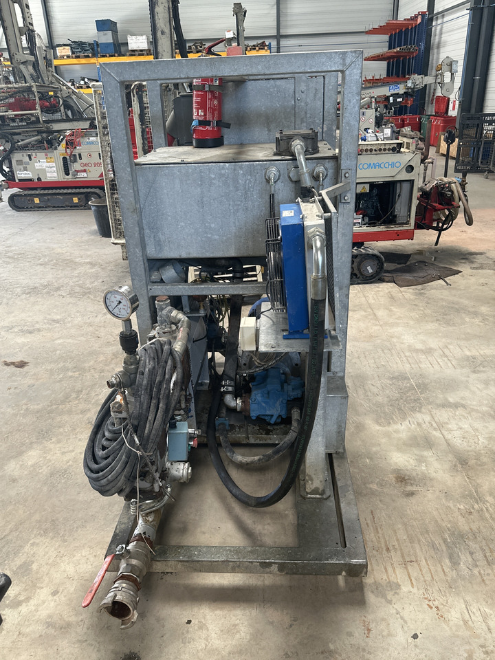 Metax Presse d’injection IM90 - משאבת מים: תמונה 4 Metax Presse d’injection IM90 - משאבת מים: תמונה 4