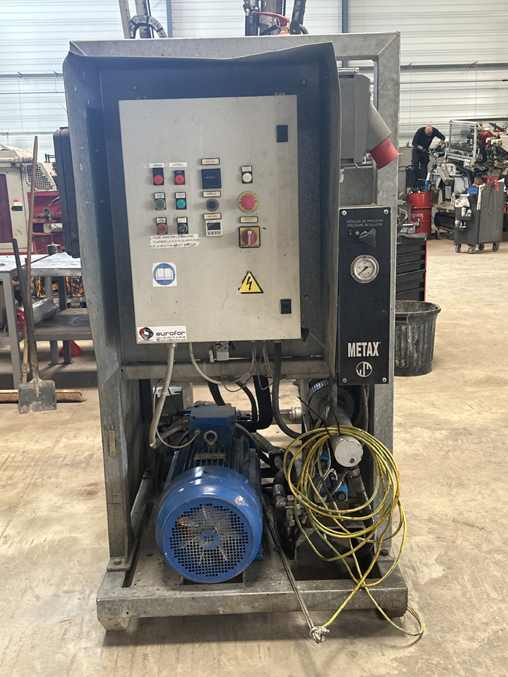 Metax Presse d’injection IM90 - משאבת מים: תמונה 2 Metax Presse d’injection IM90 - משאבת מים: תמונה 2