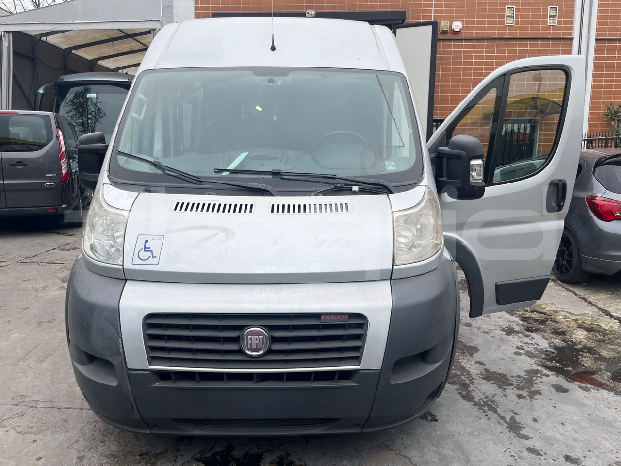 Fiat Ducato - מיניבוס, כלי רכב מסחרי לנוסעים: תמונה 1 Fiat Ducato - מיניבוס, כלי רכב מסחרי לנוסעים: תמונה 1