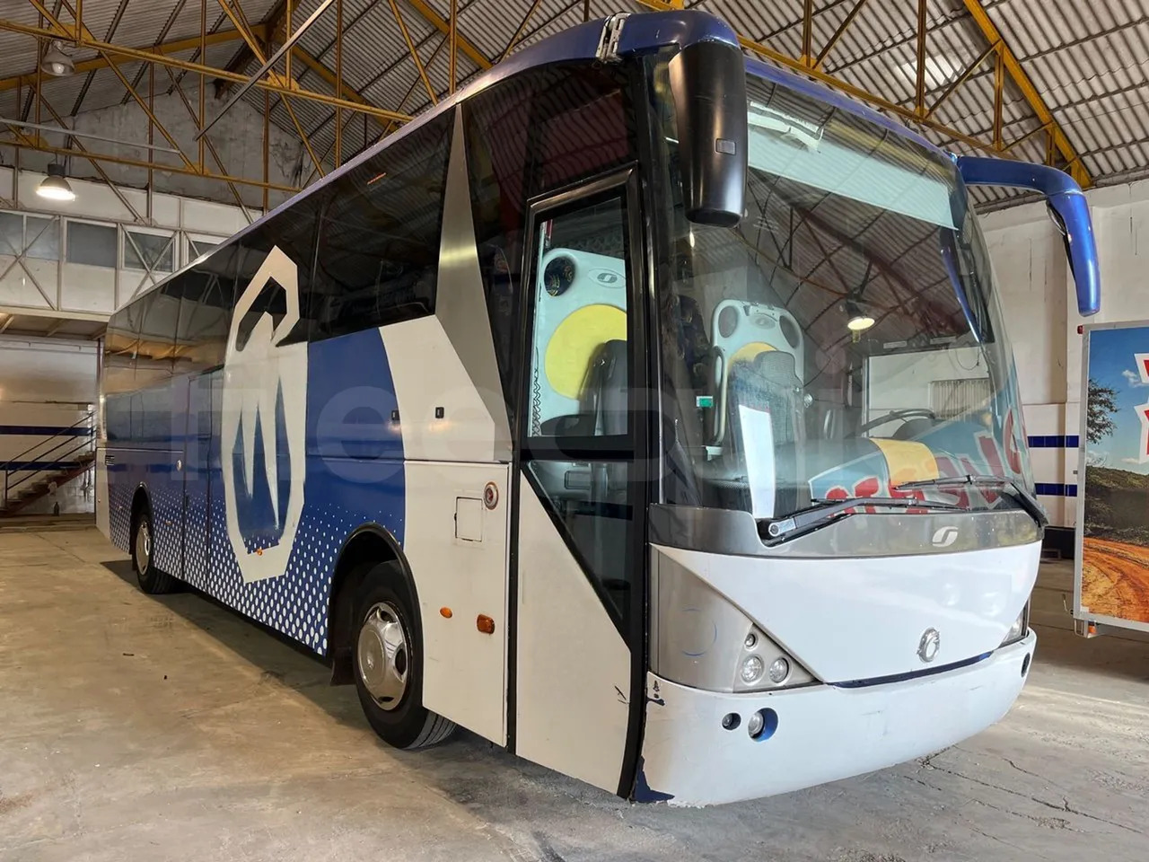 Irisbus Eurorider - אוטובוס בין עירוני: תמונה 1 Irisbus Eurorider - אוטובוס בין עירוני: תמונה 1