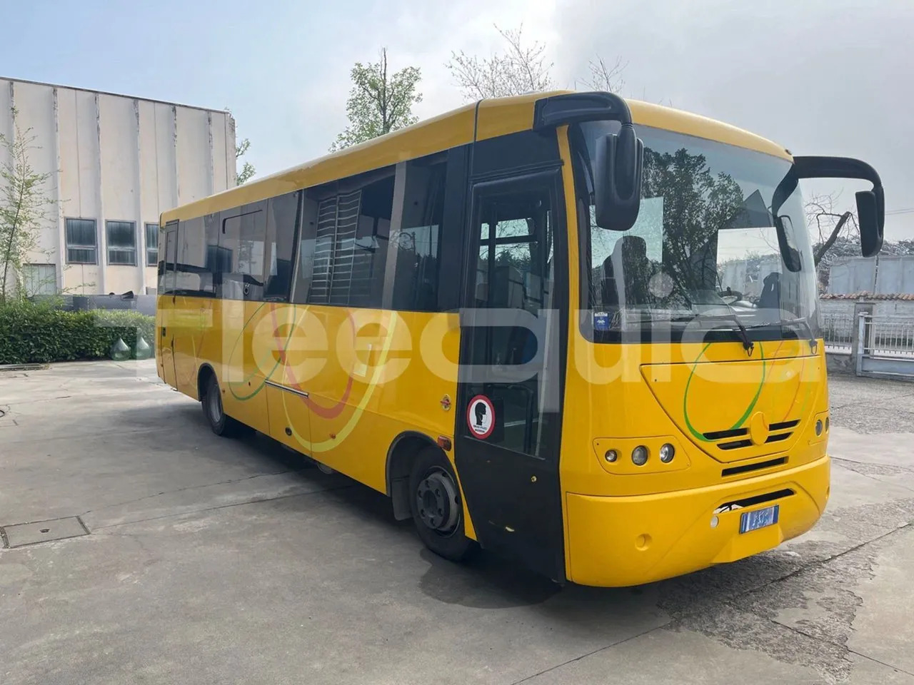 Iveco 100/E4 - אוטובוס בית ספר: תמונה 1 Iveco 100/E4 - אוטובוס בית ספר: תמונה 1
