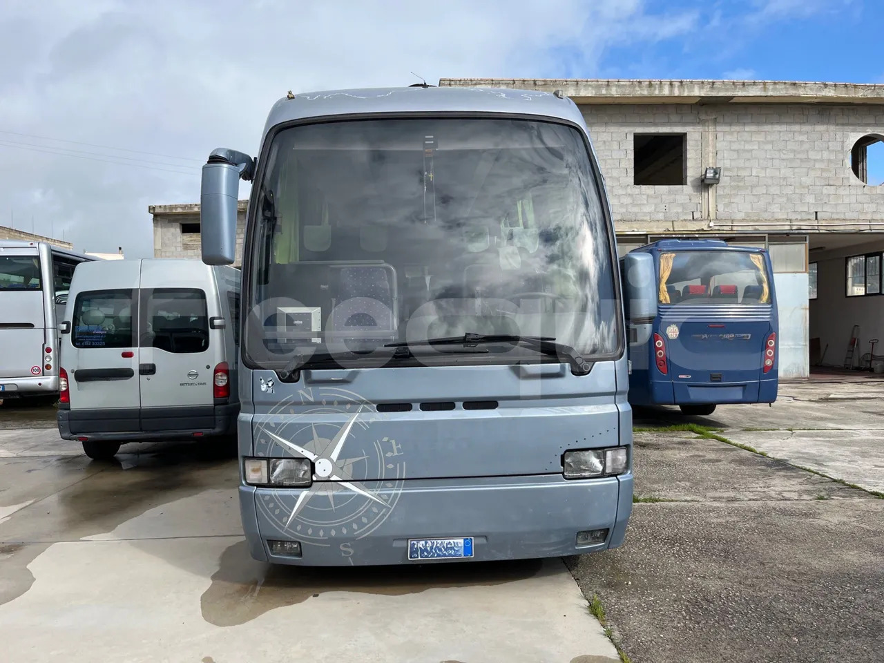 Iveco 380 - אוטובוס בין עירוני: תמונה 2 Iveco 380 - אוטובוס בין עירוני: תמונה 2