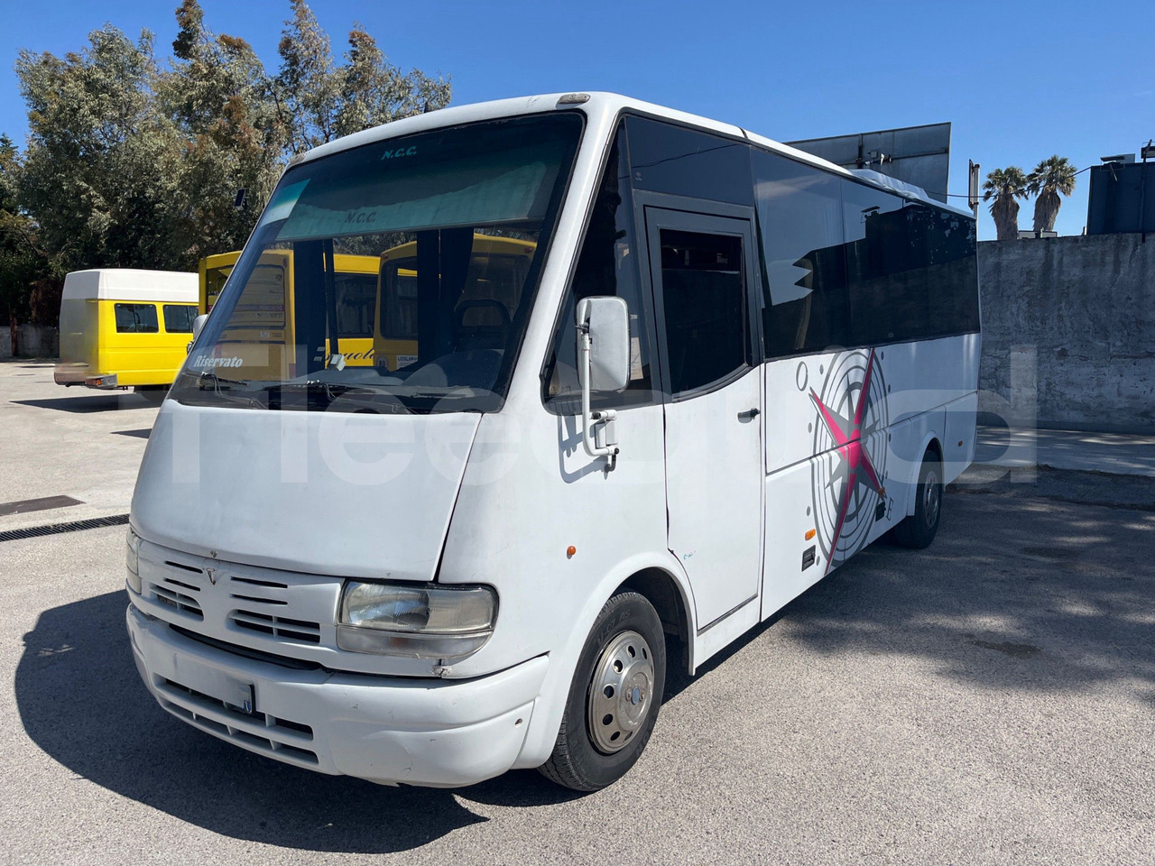 Iveco 59E12 - מיניבוס, כלי רכב מסחרי לנוסעים: תמונה 4 Iveco 59E12 - מיניבוס, כלי רכב מסחרי לנוסעים: תמונה 4