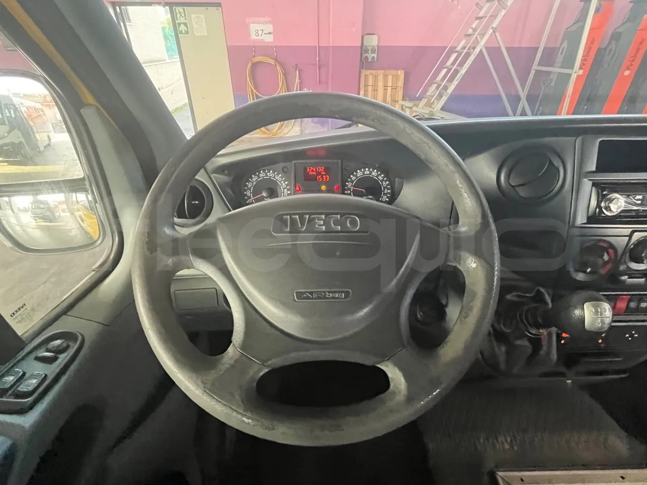 אוטובוס בית ספר Iveco A50: תמונה 18