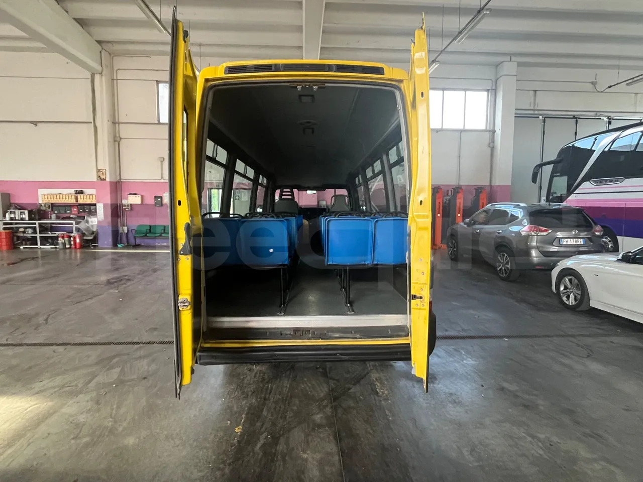 אוטובוס בית ספר Iveco A50: תמונה 14