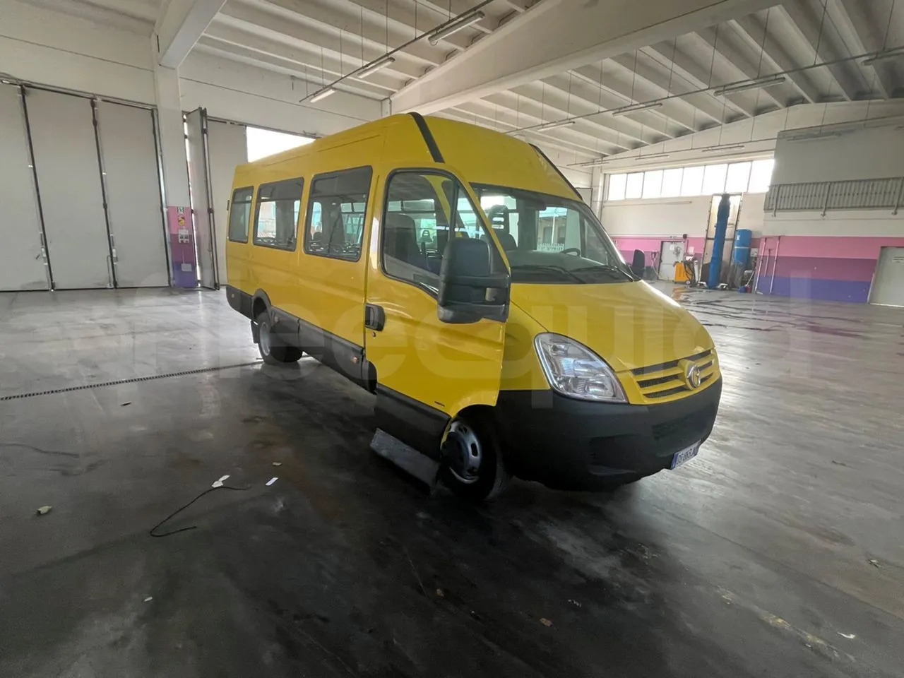 אוטובוס בית ספר Iveco A50: תמונה 10