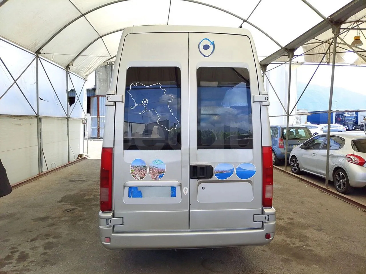 Iveco Daily - אוטובוס פרברים: תמונה 5 Iveco Daily - אוטובוס פרברים: תמונה 5