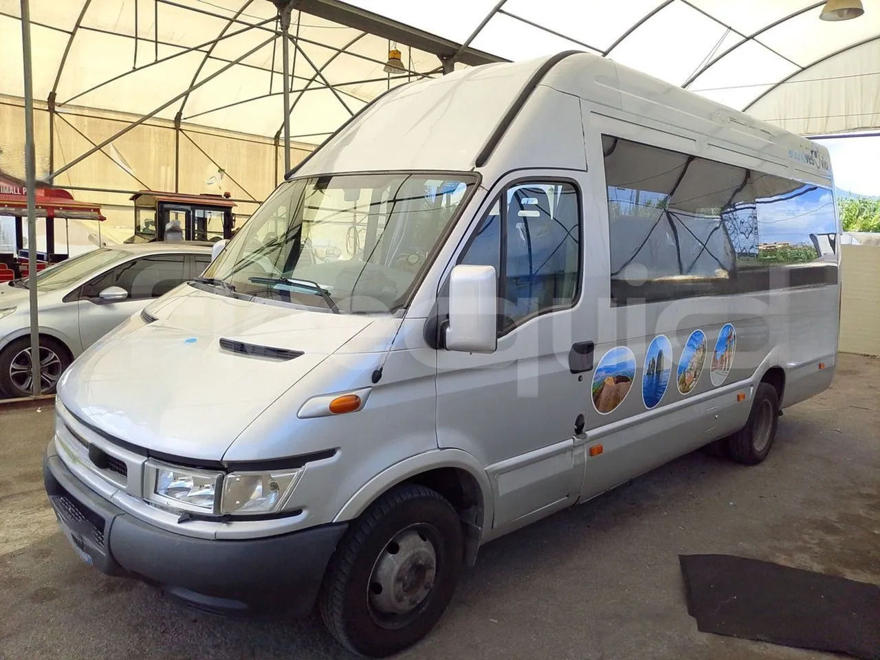 Iveco Daily - מיניבוס, כלי רכב מסחרי לנוסעים: תמונה 4 Iveco Daily - מיניבוס, כלי רכב מסחרי לנוסעים: תמונה 4