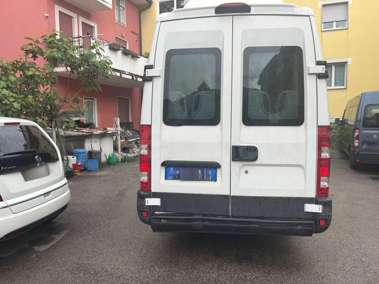 Iveco Daily - מיניבוס, כלי רכב מסחרי לנוסעים: תמונה 5 Iveco Daily - מיניבוס, כלי רכב מסחרי לנוסעים: תמונה 5