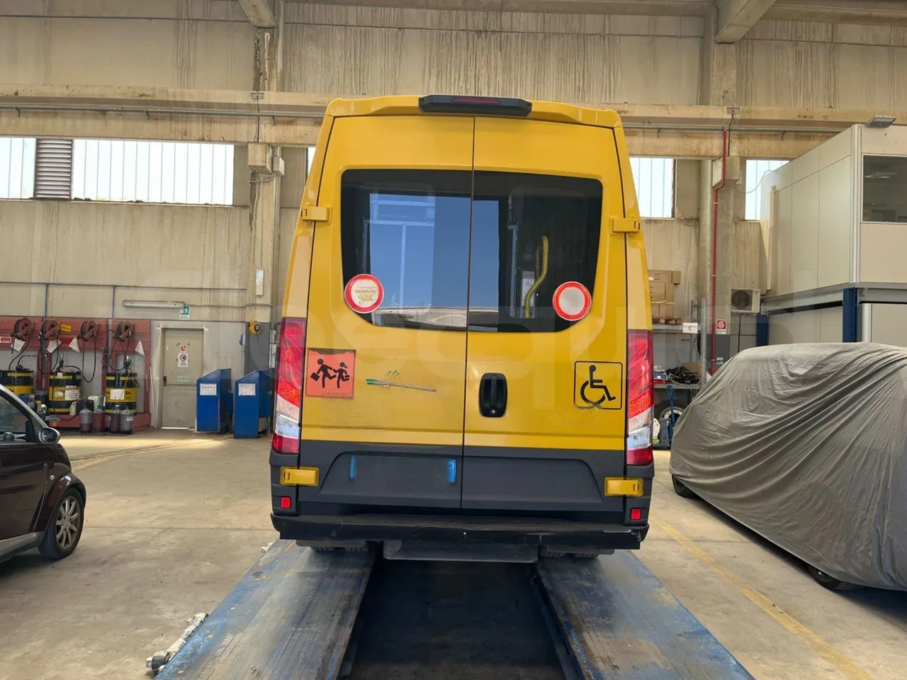 Iveco Daily - אוטובוס בית ספר: תמונה 5 Iveco Daily - אוטובוס בית ספר: תמונה 5