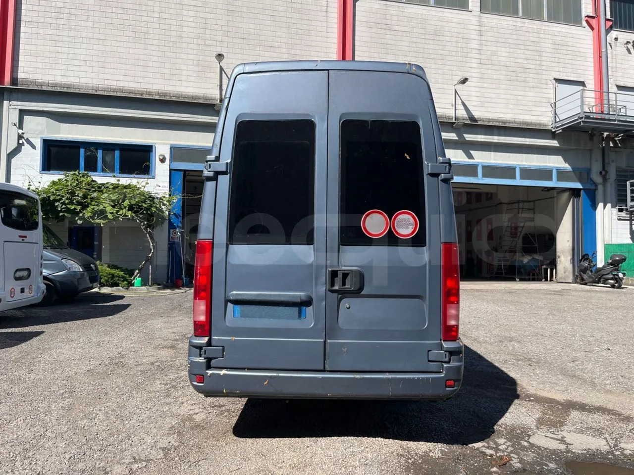Iveco Daily - אוטובוס פרברים: תמונה 5 Iveco Daily - אוטובוס פרברים: תמונה 5