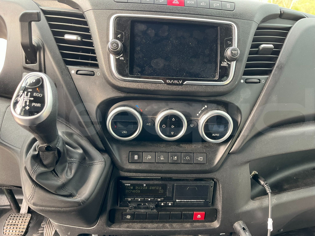 Iveco Daily - אוטובוס פרברים: תמונה 2 Iveco Daily - אוטובוס פרברים: תמונה 2