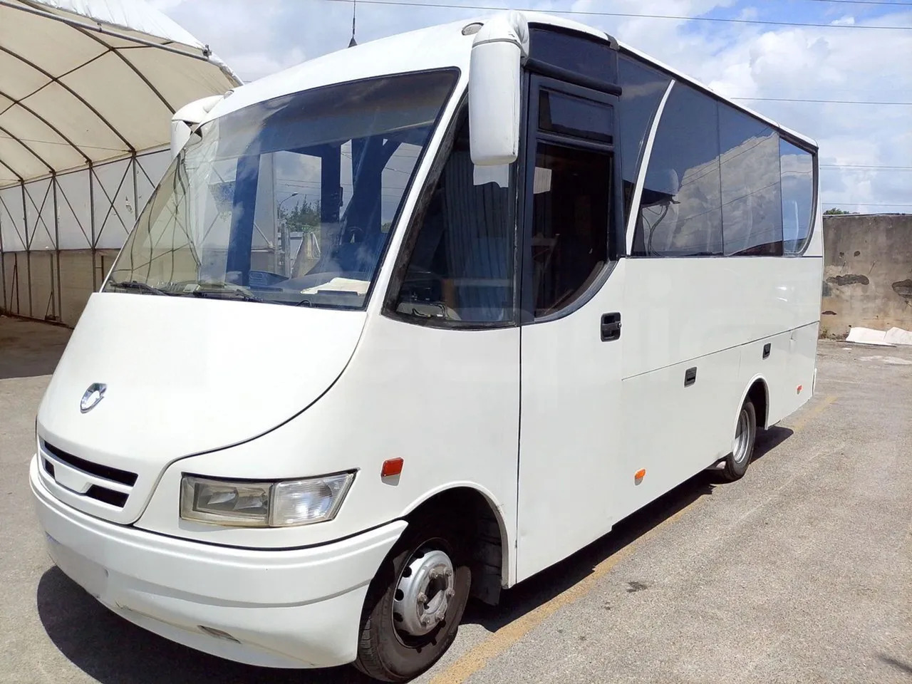 Iveco Daily - אוטובוס בין עירוני: תמונה 1 Iveco Daily - אוטובוס בין עירוני: תמונה 1