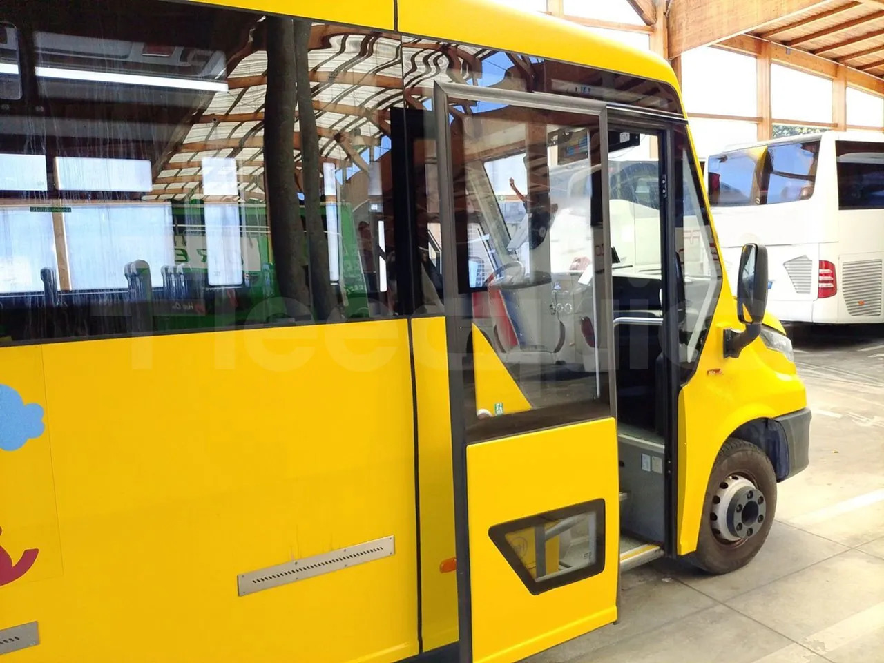 אוטובוס בית ספר Iveco Indcar: תמונה 16 אוטובוס בית ספר Iveco Indcar: תמונה 16