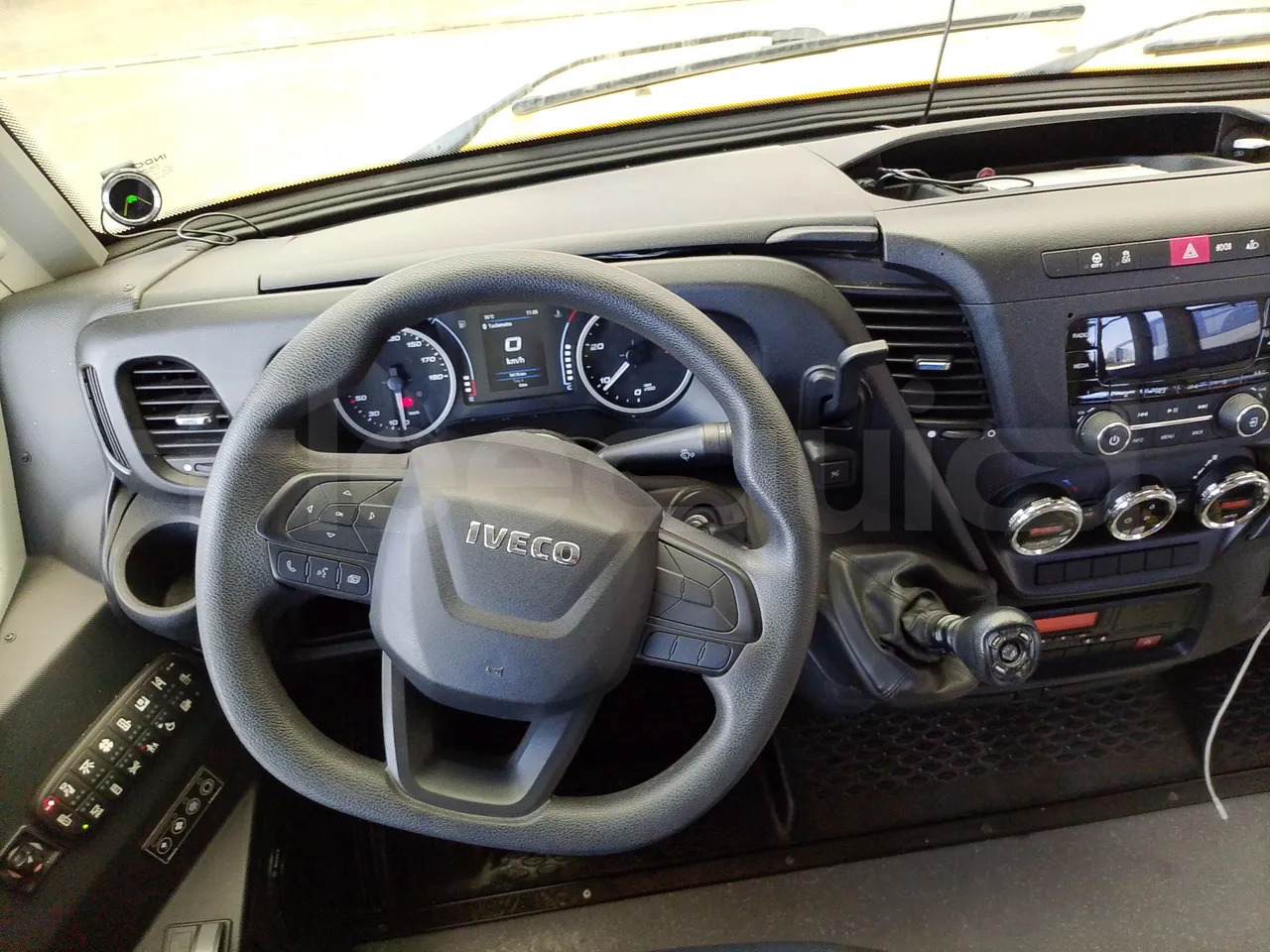 אוטובוס בית ספר Iveco Indcar: תמונה 18 אוטובוס בית ספר Iveco Indcar: תמונה 18