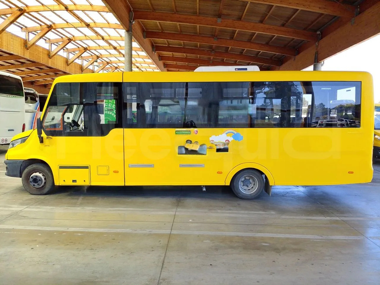 אוטובוס בית ספר Iveco Indcar: תמונה 6 אוטובוס בית ספר Iveco Indcar: תמונה 6