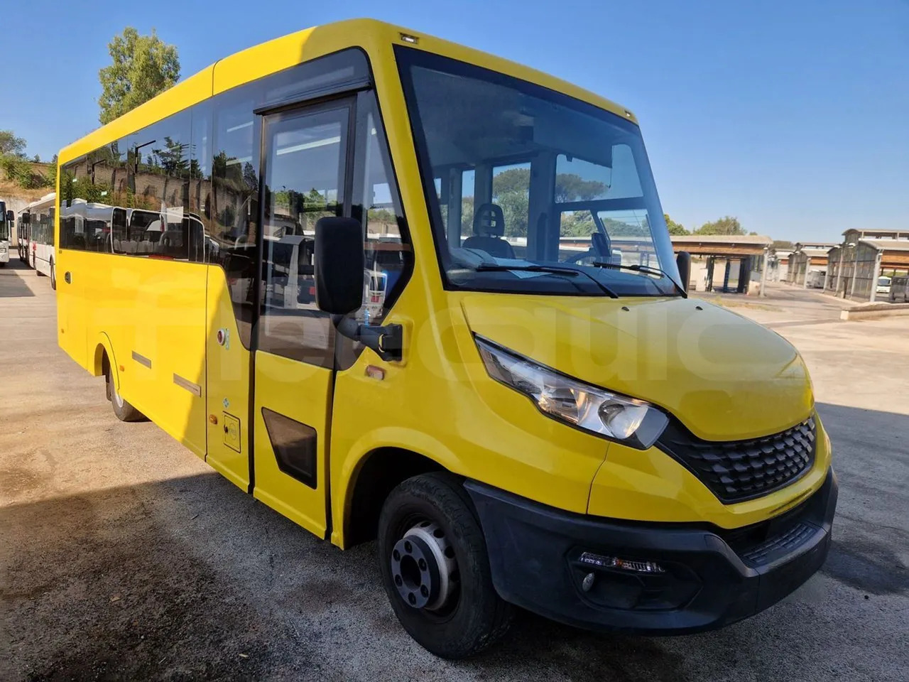 Iveco Indcar - אוטובוס בית ספר: תמונה 1 Iveco Indcar - אוטובוס בית ספר: תמונה 1