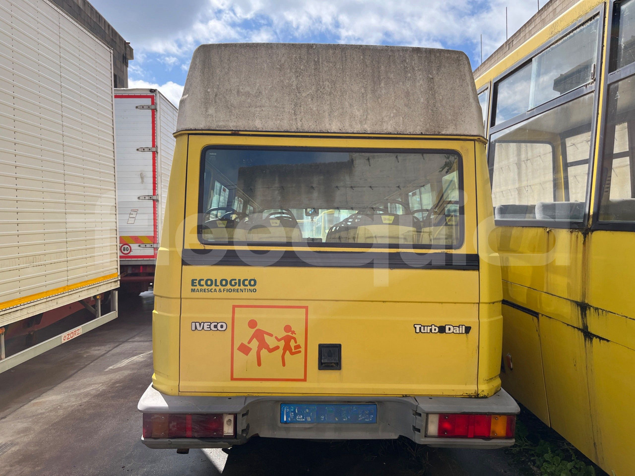 Iveco Turbo Daily - אוטובוס בית ספר: תמונה 4 Iveco Turbo Daily - אוטובוס בית ספר: תמונה 4