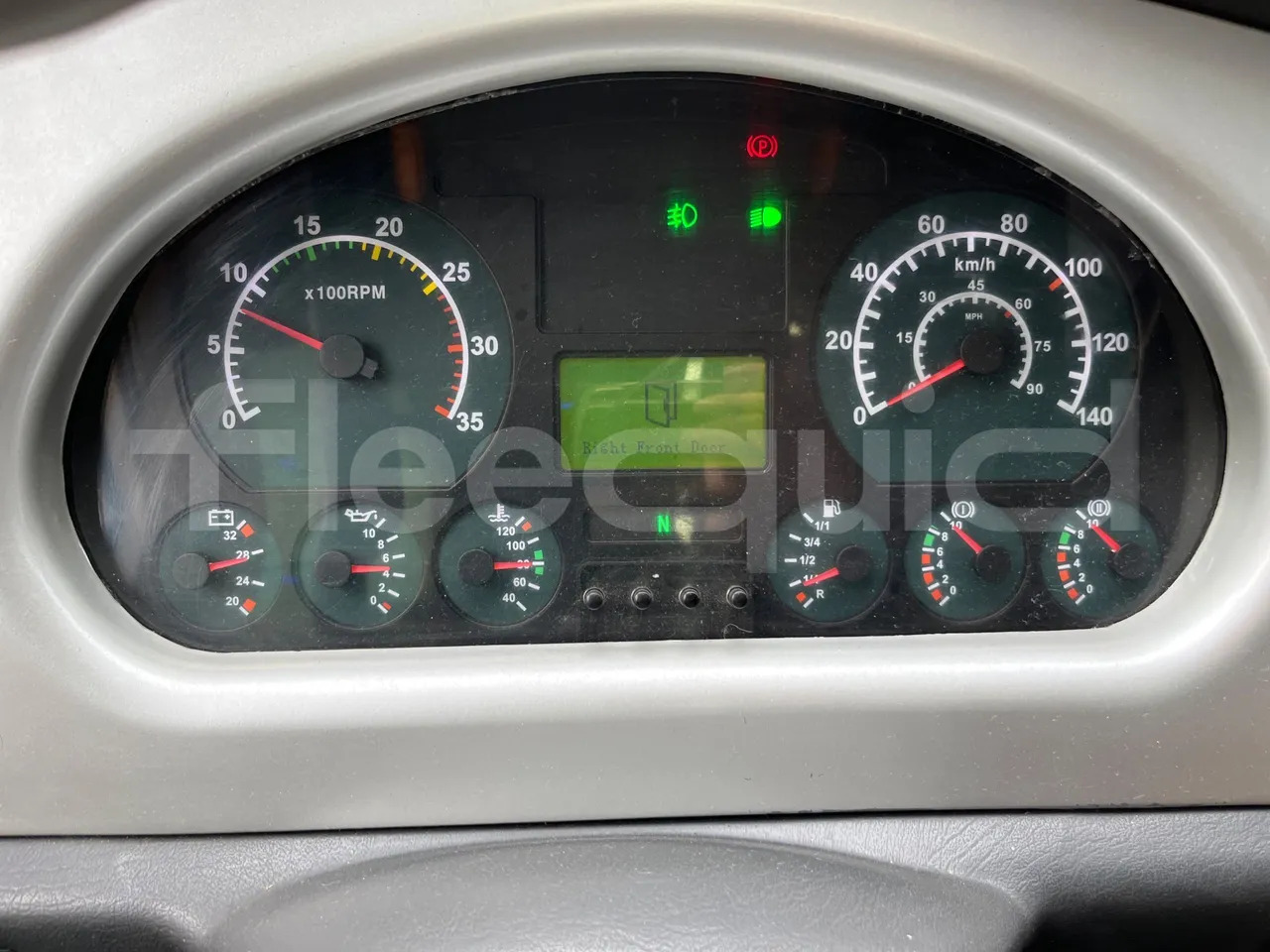 King Long XMQ6800 - אוטובוס בית ספר: תמונה 3 King Long XMQ6800 - אוטובוס בית ספר: תמונה 3