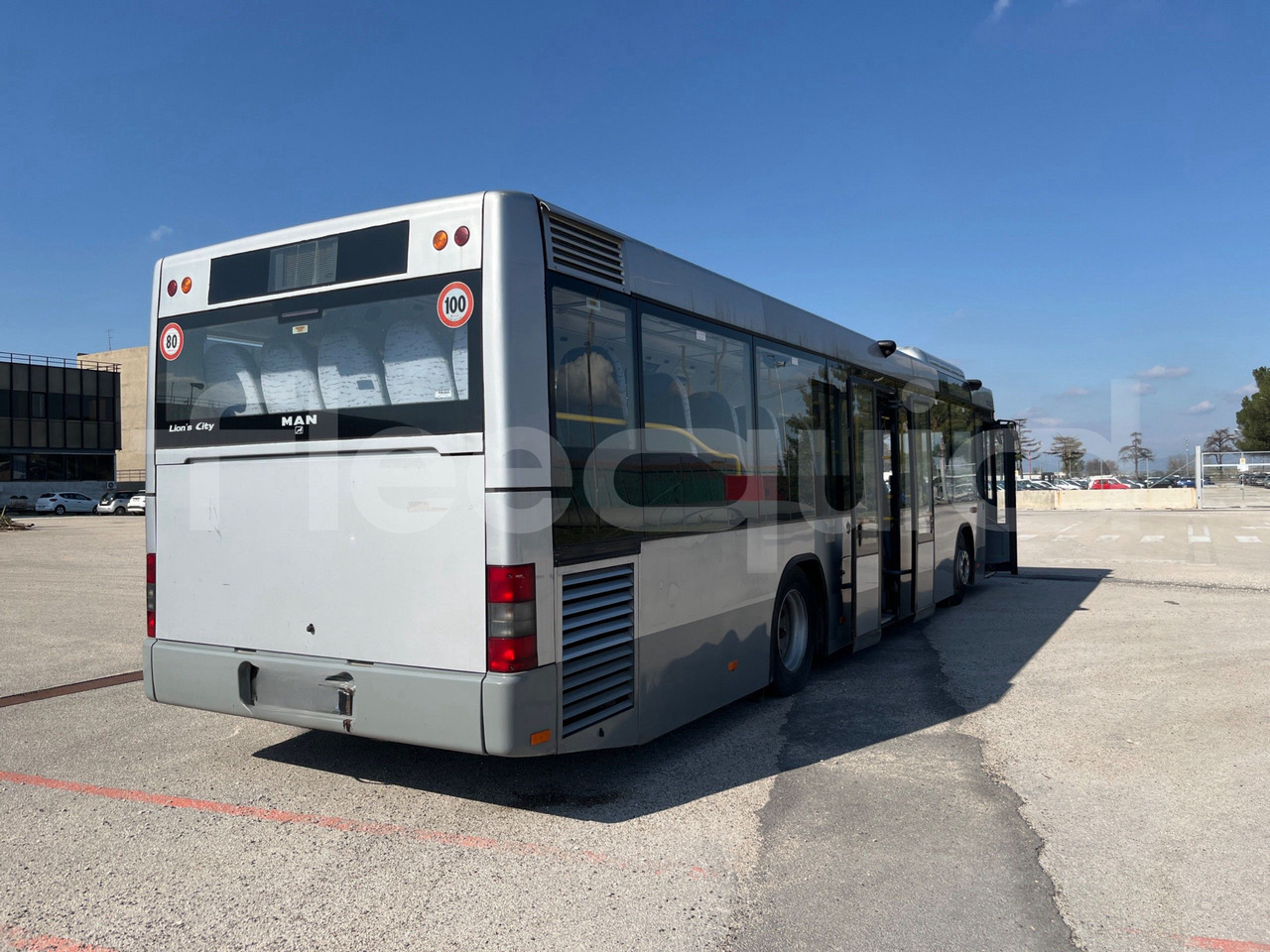 הַחכָּרָה Man Lion's Classic Man Lion's Classic: תמונה 9 הַחכָּרָה Man Lion's Classic Man Lion's Classic: תמונה 9