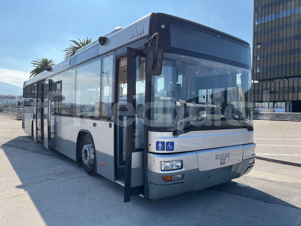 הַחכָּרָה Man Lion's Classic Man Lion's Classic: תמונה 10 הַחכָּרָה Man Lion's Classic Man Lion's Classic: תמונה 10