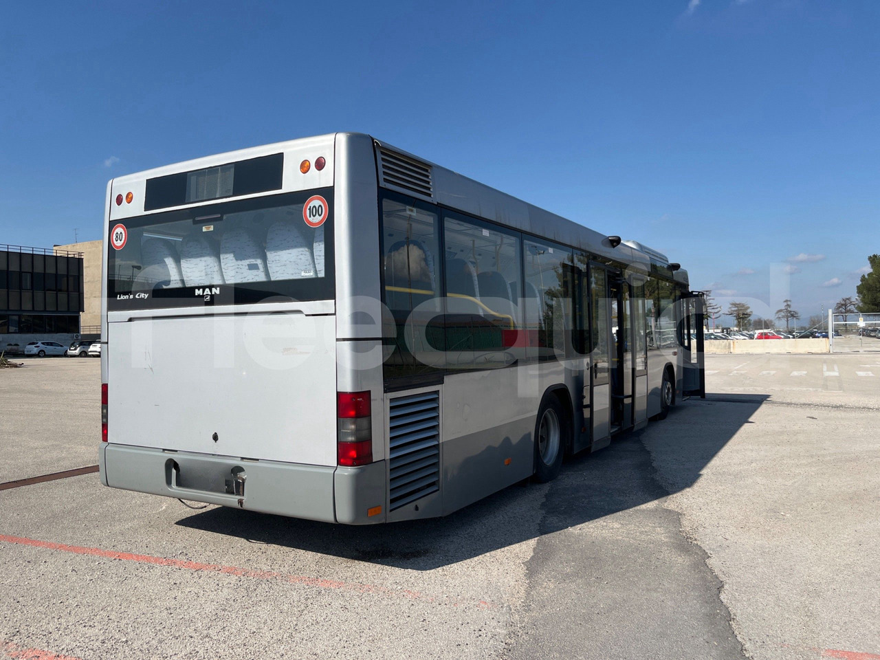 הַחכָּרָה Man Lion's Classic Man Lion's Classic: תמונה 8 הַחכָּרָה Man Lion's Classic Man Lion's Classic: תמונה 8